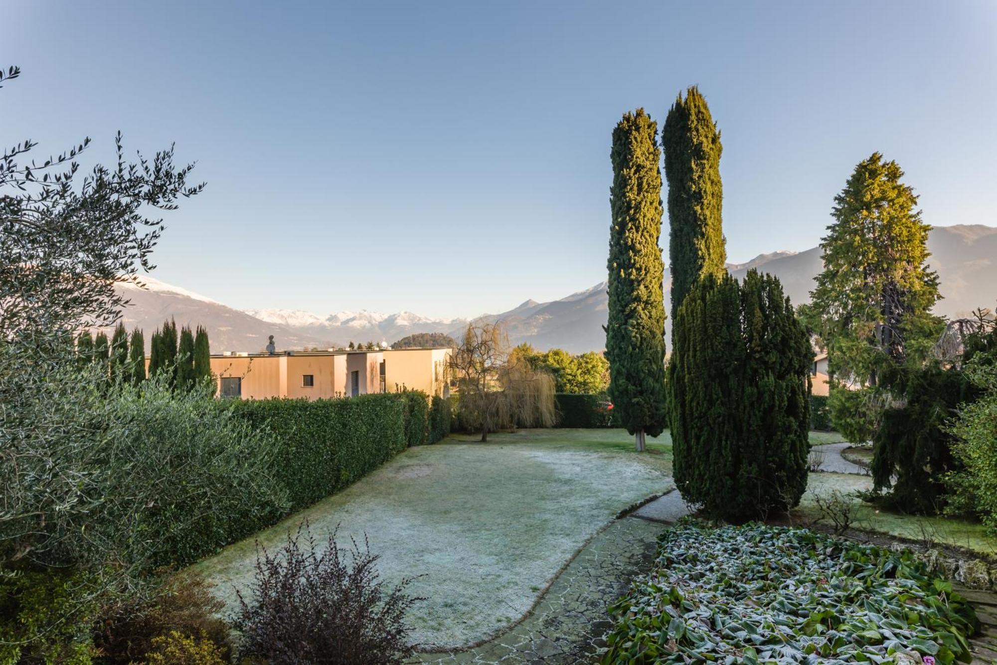 Regal Villa With Como Lake View And Free Parking Bellagio Eksteriør billede