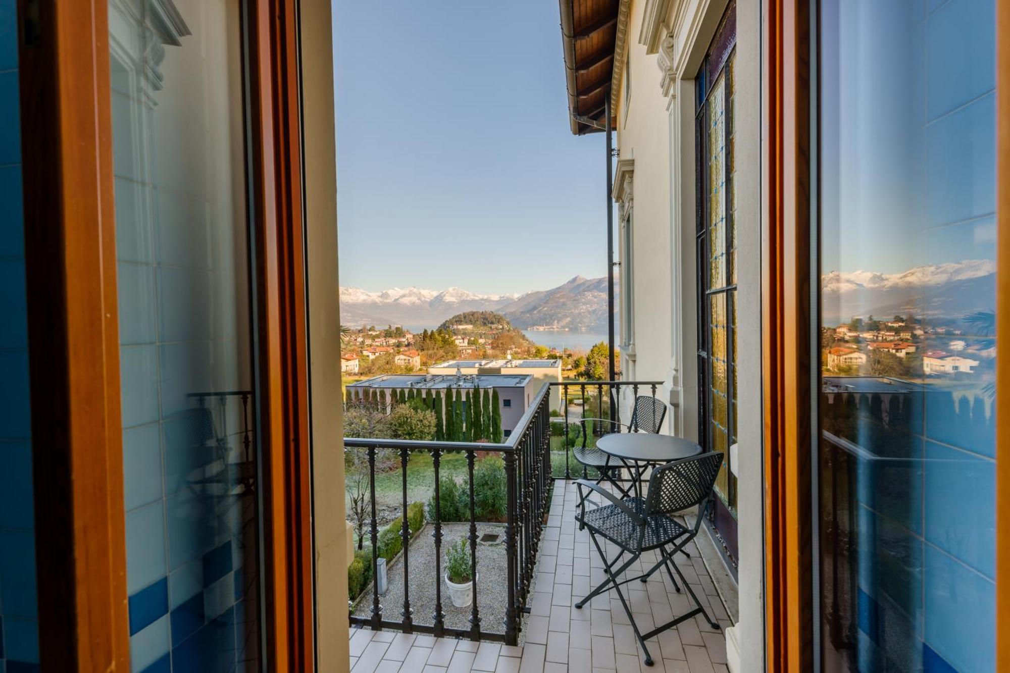 Regal Villa With Como Lake View And Free Parking Bellagio Eksteriør billede