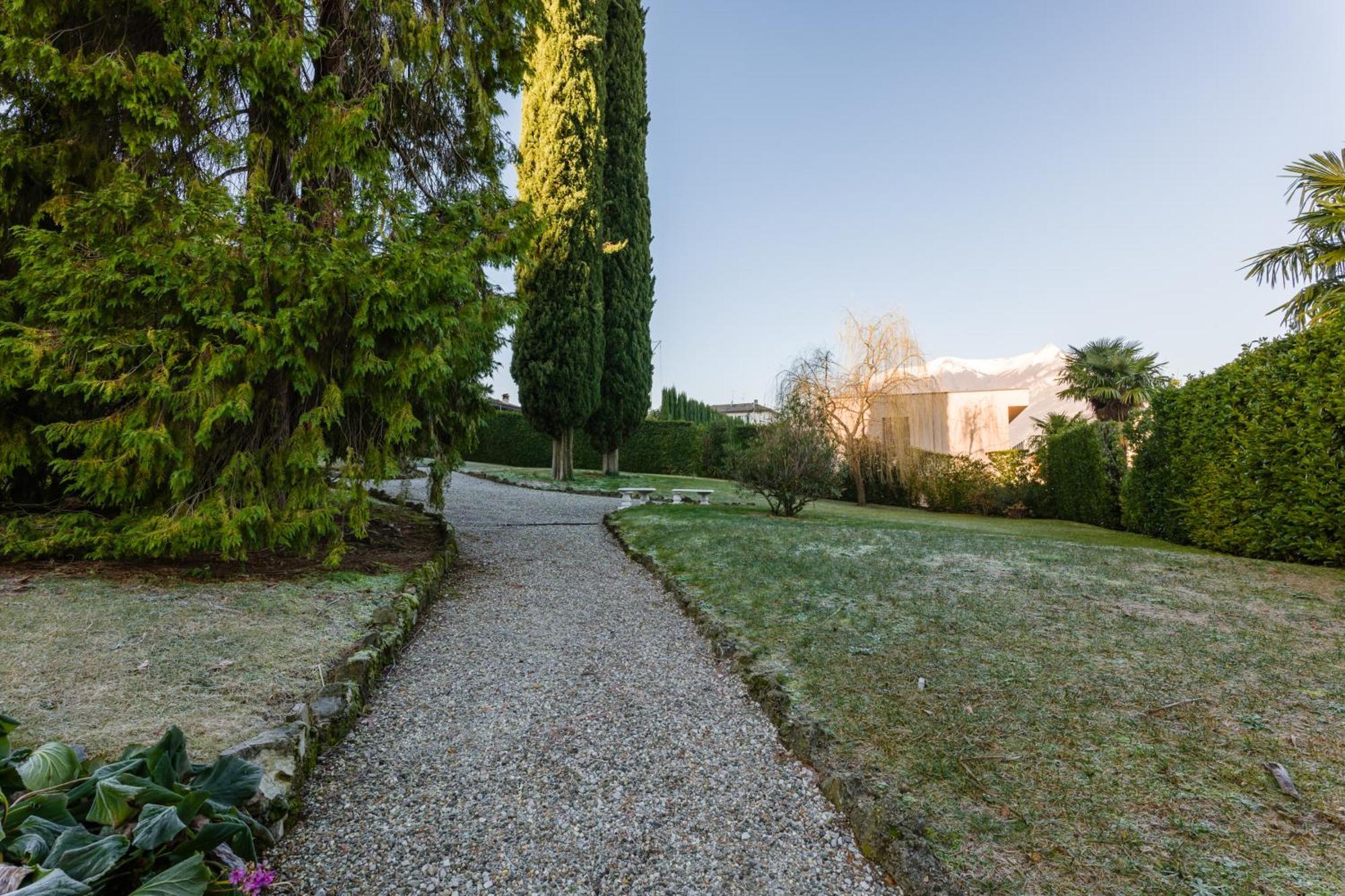 Regal Villa With Como Lake View And Free Parking Bellagio Eksteriør billede