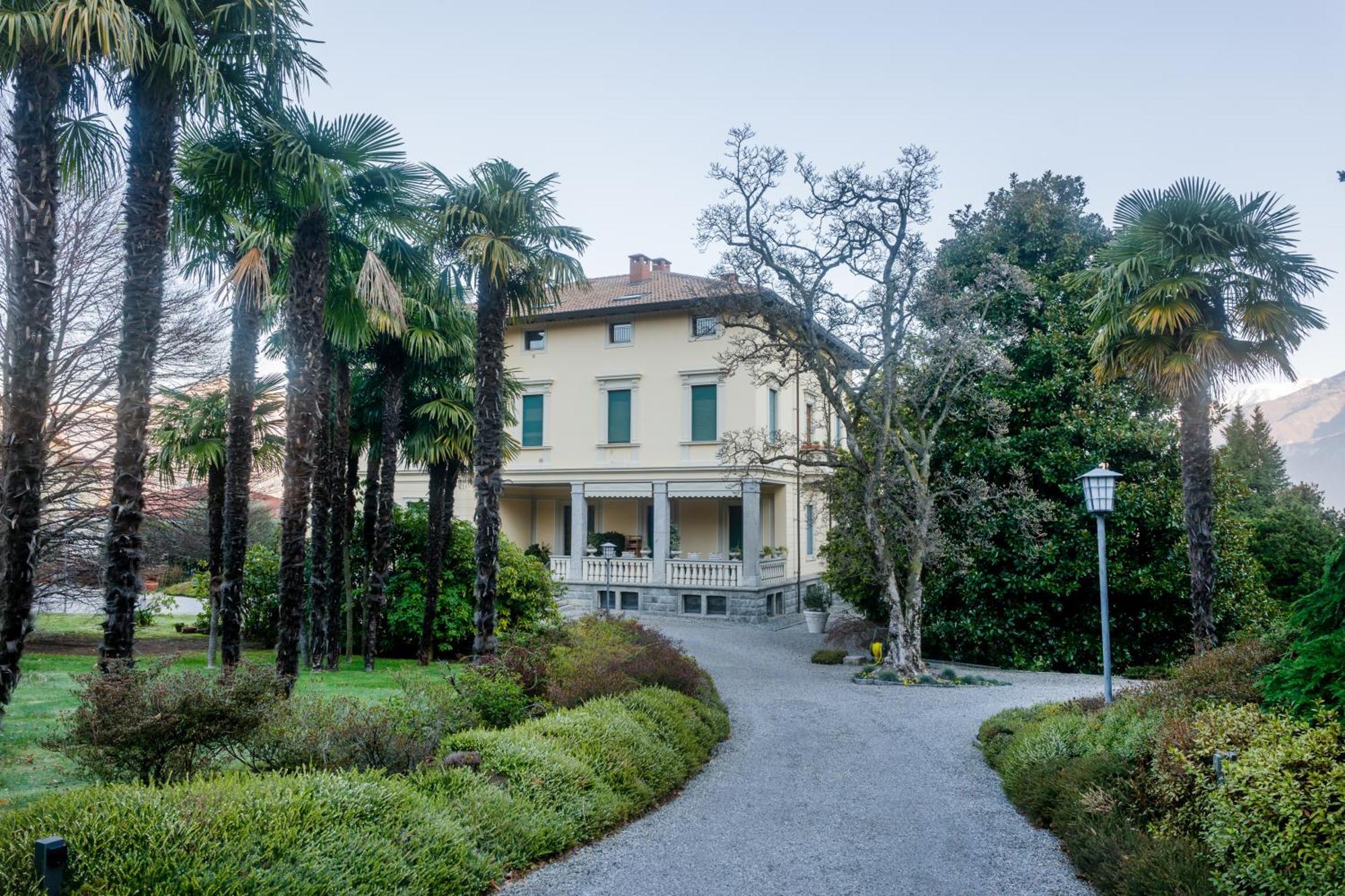 Regal Villa With Como Lake View And Free Parking Bellagio Eksteriør billede